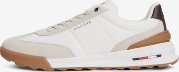 pelēks TOMMY HILFIGER Zemie brīvā laika apavi: no priekšpuses