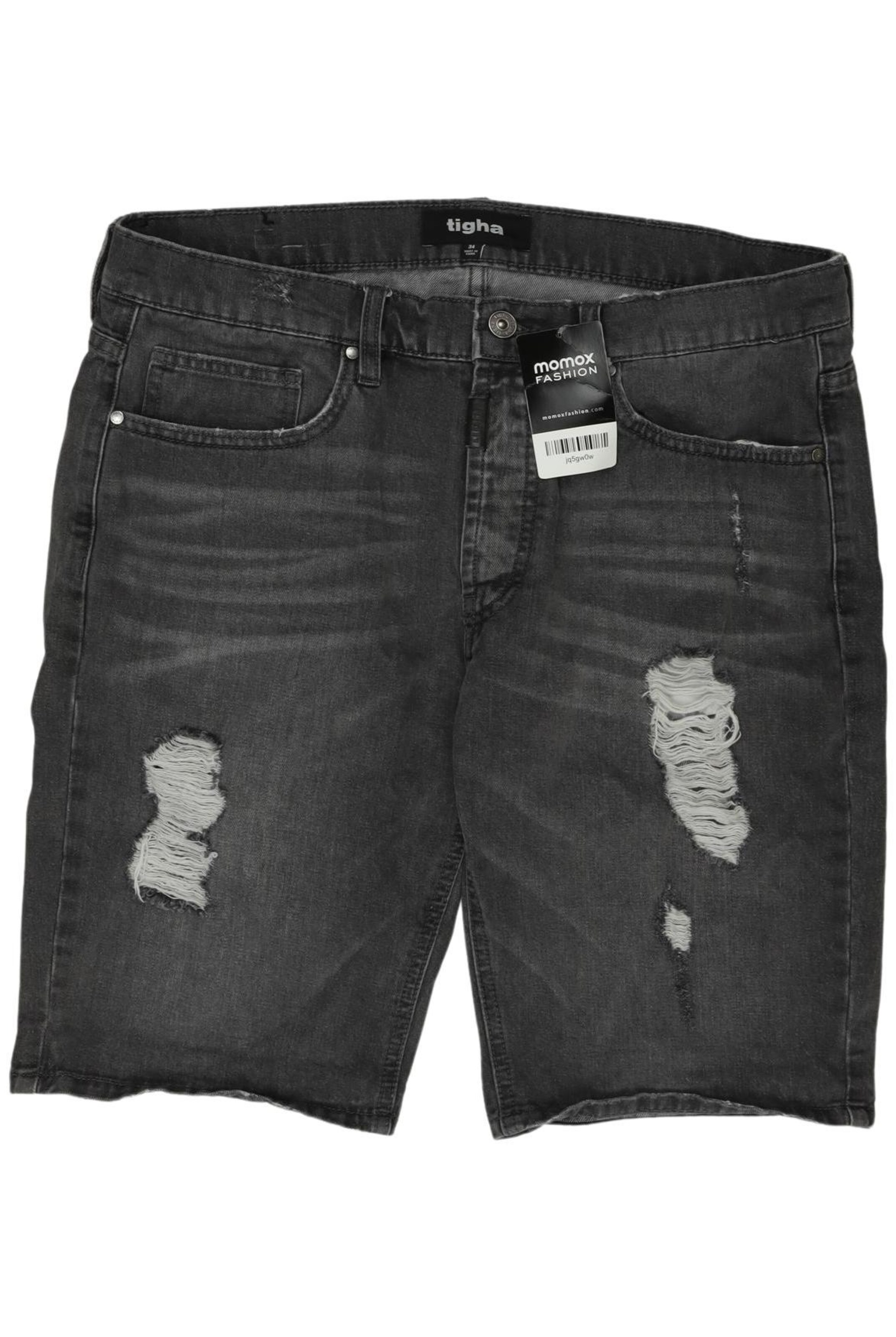 tigha Shorts in 34 in Grey: front