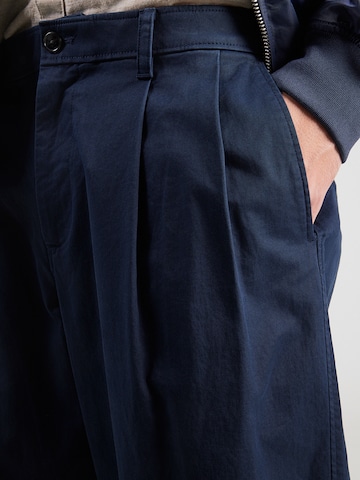 Loosefit Pantalon à pince Calvin Klein Jeans en bleu