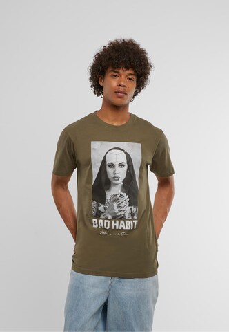 Tricou 'Bad Habit Tee' de la Mister Tee pe verde