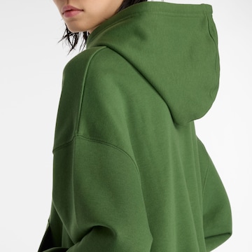 new balance Sweatshirt 'Flower' in Groen