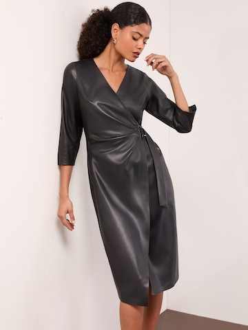 Robe Lipsy en noir