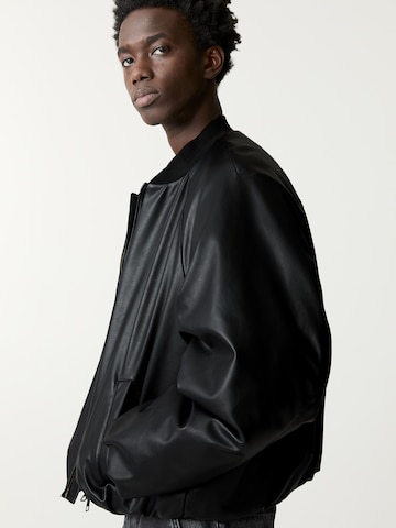 Pull&Bear Between-season jacket in Black