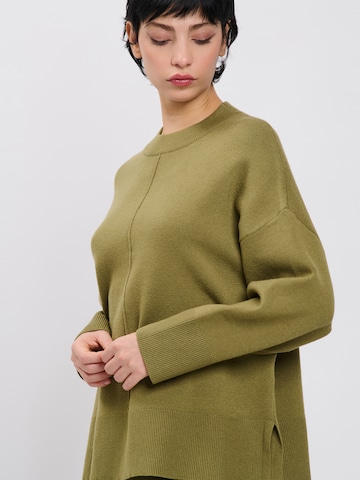 Pulover de la Influencer pe verde