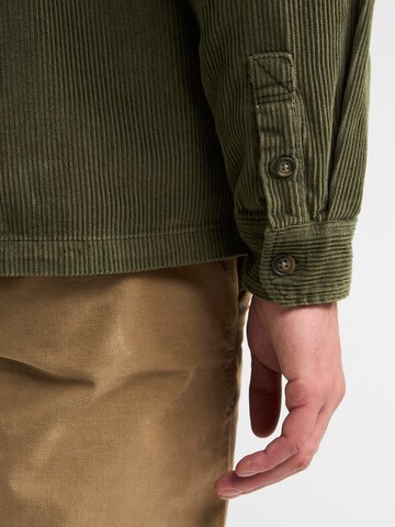 Petrol Industries Regular fit Button Up Shirt in Green
