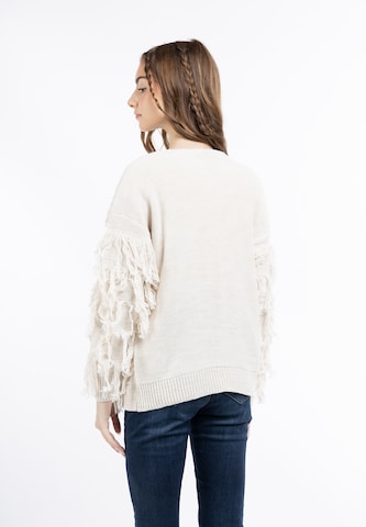 IZIA Knit Cardigan in White