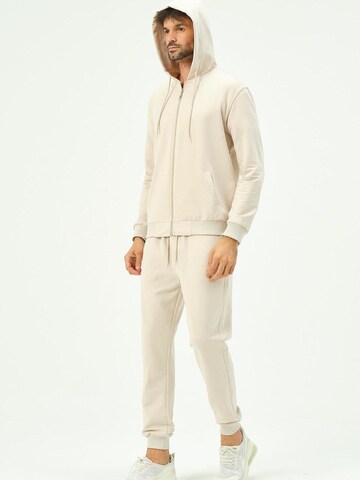 C&City Pyjama in Beige