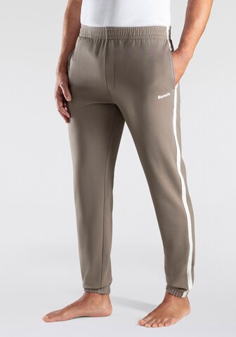 BENCH Tapered Hose in Grau: Vorderseite