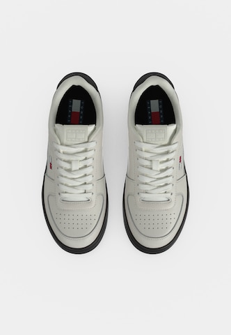 Baskets basses 'ARCHIVE '98 RETRO' Tommy Jeans en blanc