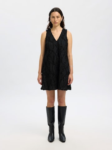 SELECTED Dress in Black: front