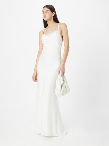 Y.A.S فستان سهرة 'DOTTEA' بلون أبيض