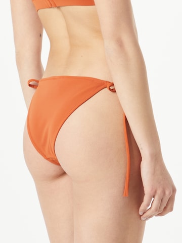 A LOT LESS Bikinihose 'Jolina' in Orange