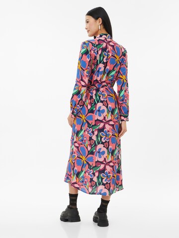 Robe Mavi en mélange de couleurs