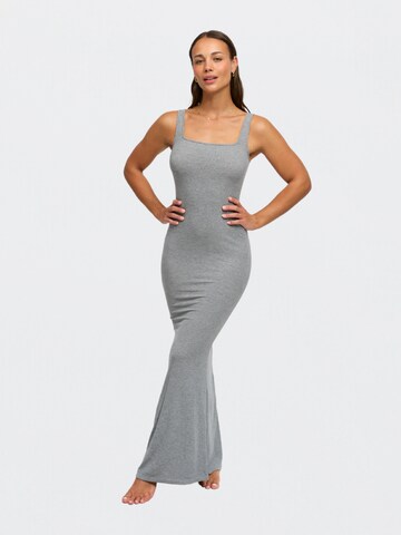 cfab (formerly creamy fabrics) Kleid 'Ribbed Tank Top Maxikleid'‌‌‌‌‌‌‌‌‌ in Grau