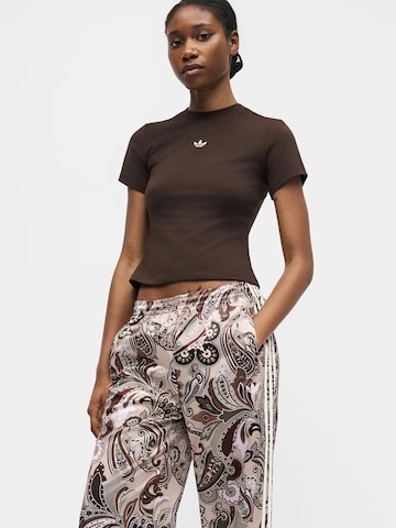 Wide leg Pantaloni 'Liberty London Firebird' de la ADIDAS ORIGINALS pe bej