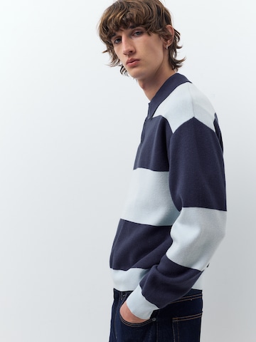 Pull&Bear Shirt in Blauw