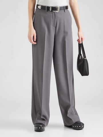 ONLY Regular Pleated Pants 'HELENE' in Grey: front