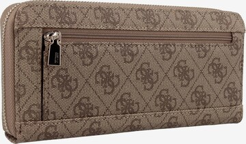 GUESS Portemonnaie 'Brenton' in Beige