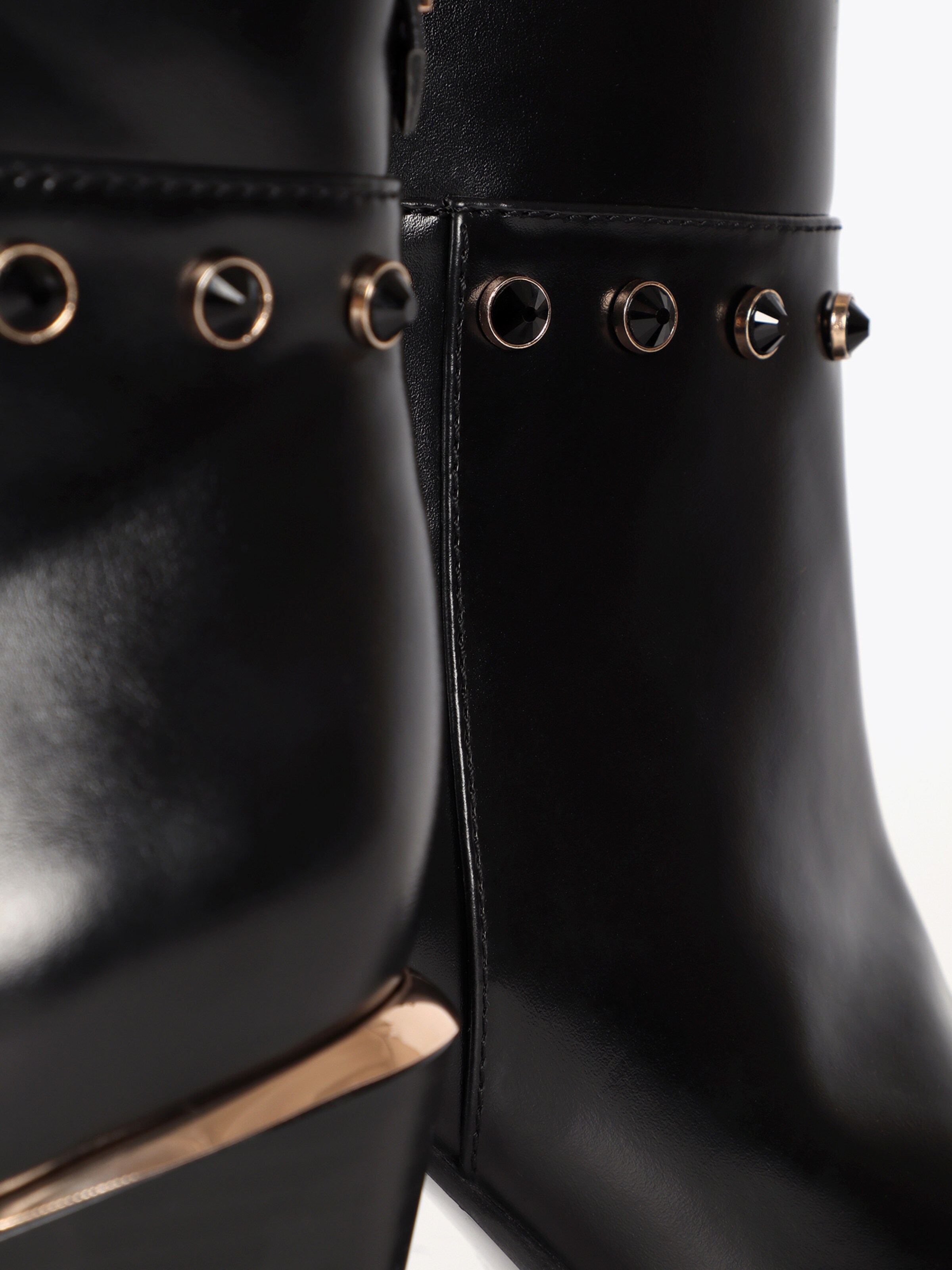 Lola Casademunt Bokabakancsok - fekete