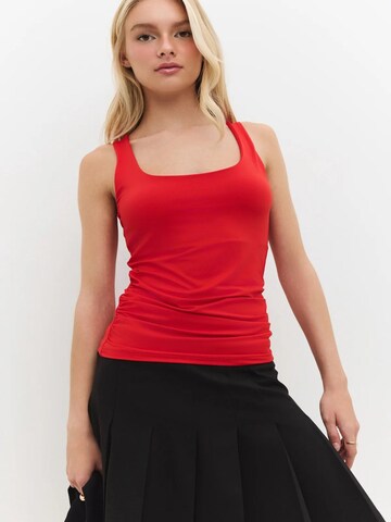 Haut No Matter What en rouge