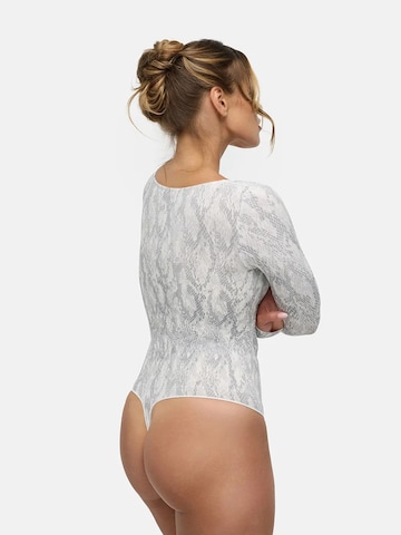 Body modelant 'Bodysuit Sculpting Shapewear Longsleeve mit String' cfab (formerly creamy fabrics) en blanc