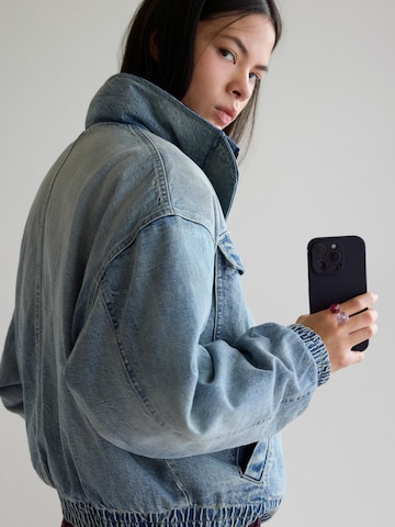 DesigualPrijelazna jakna - plava boja