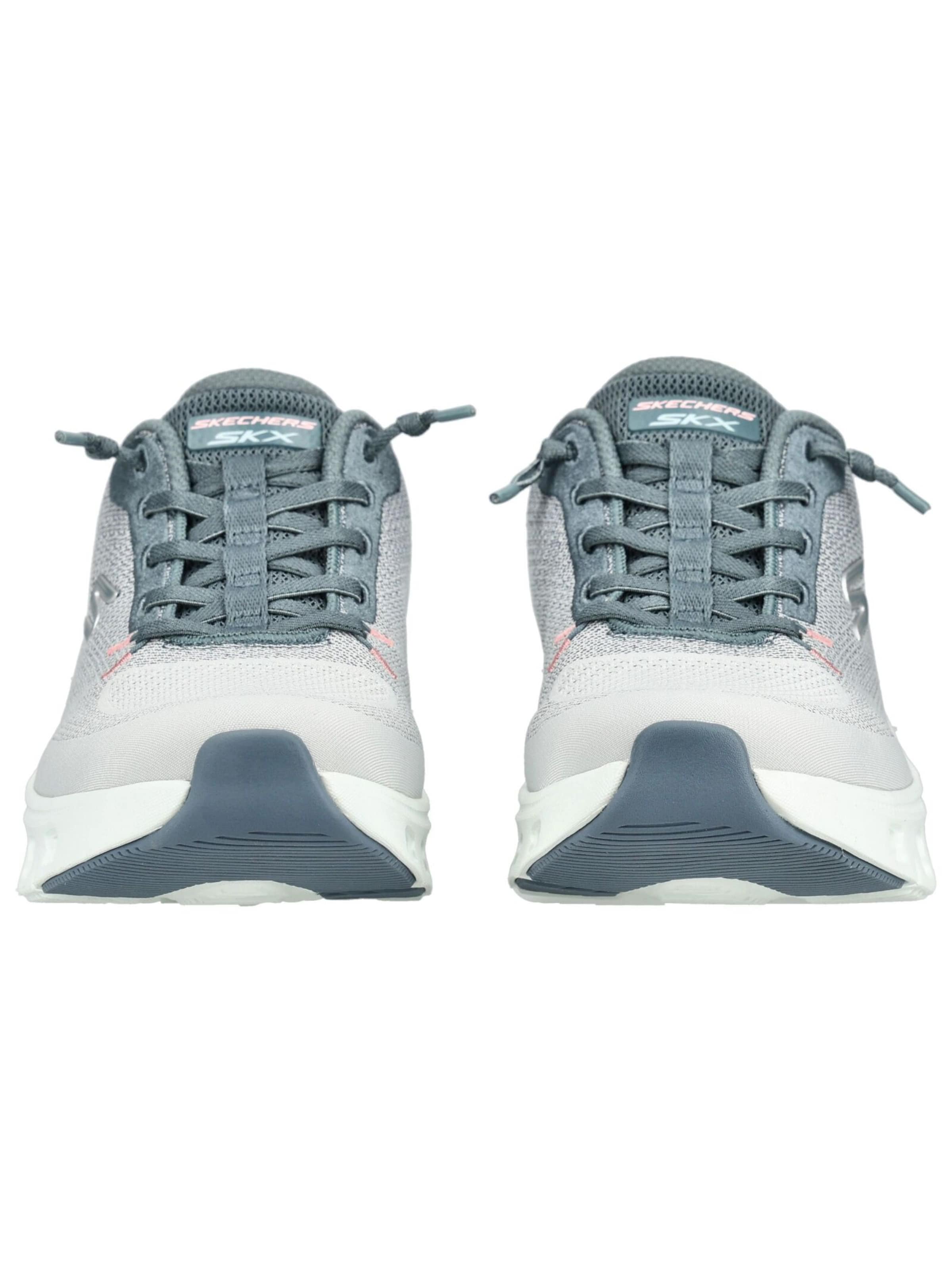 SKECHERS Sneaker in Grau