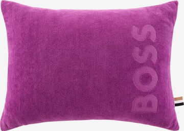 BOSS Pillow 'Zuma' in Purple: front