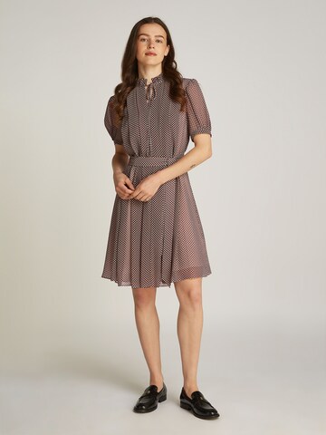Robe-chemise TOMMY HILFIGER en rouge : devant