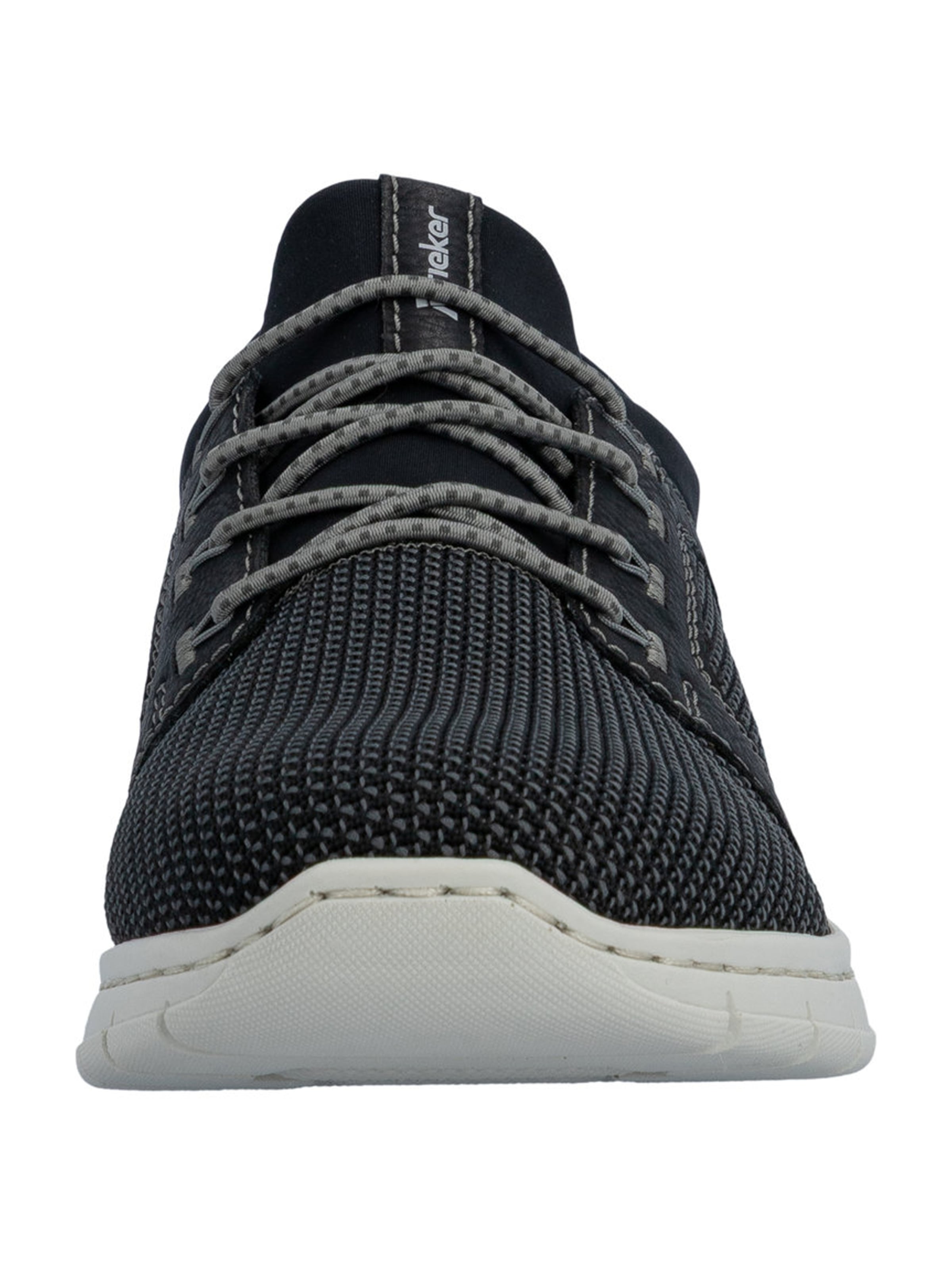 Teniși de la Rieker pe negru