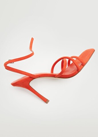 MANGO Remienkové sandále 'maybe' - Červená