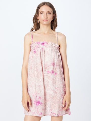 Robe d’été Nasty Gal en violet : devant