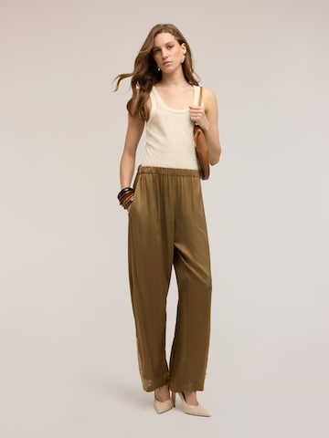 MOTIVI Top in Beige