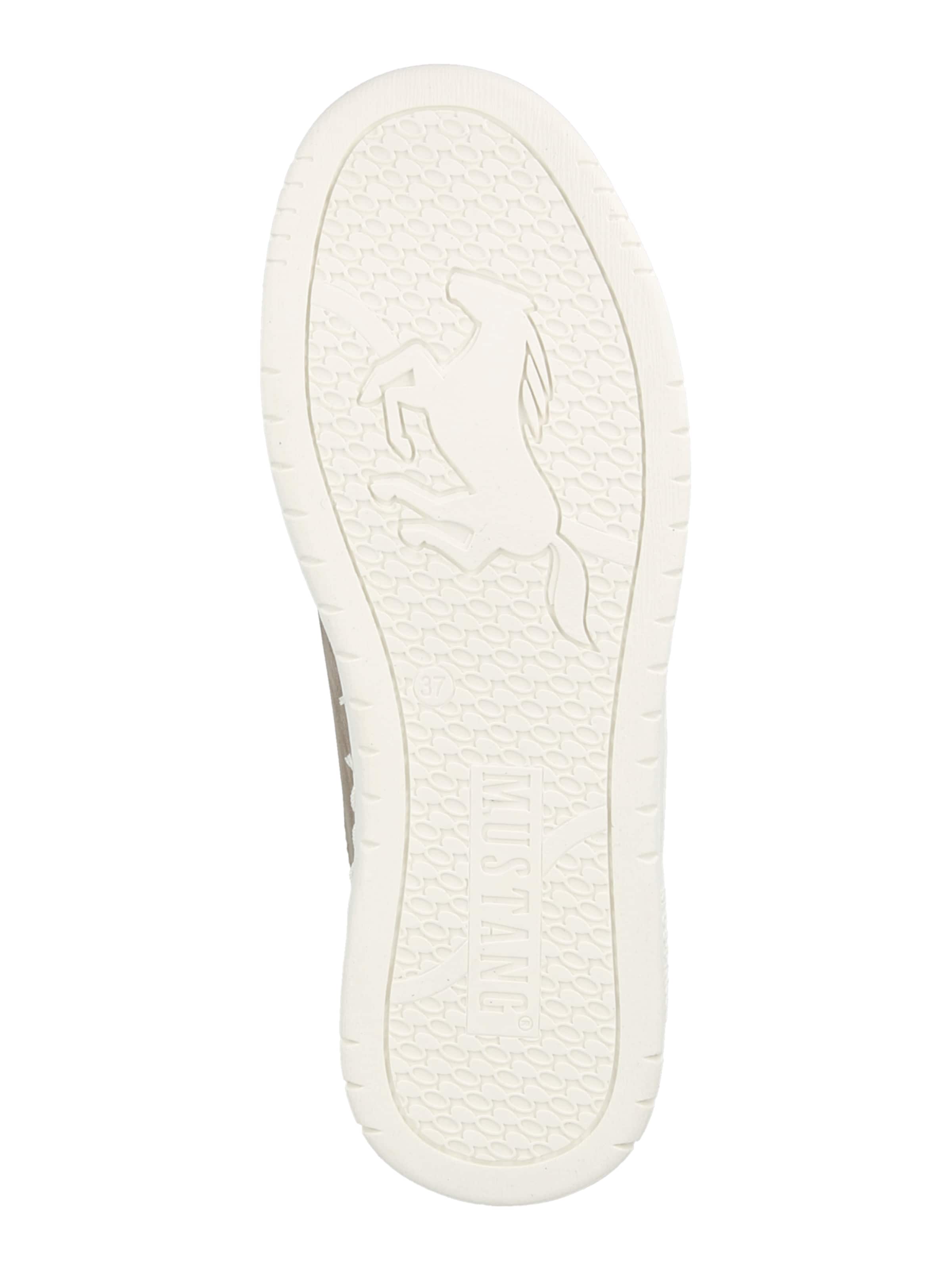 MUSTANG Низкие кроссовки в Серый