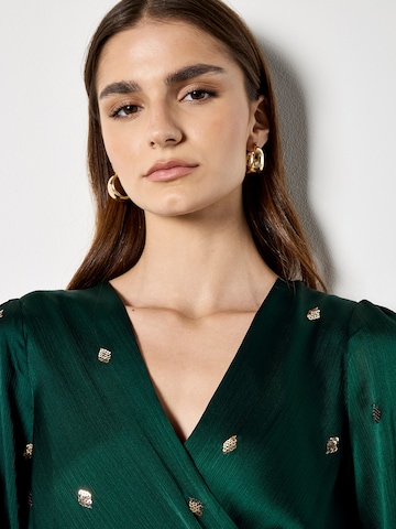 Apricot Dress ' ' in Green