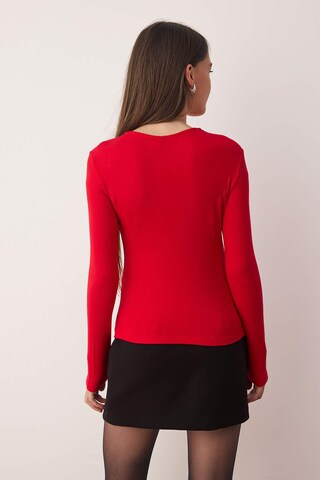 Trendyol Футболка в Красный