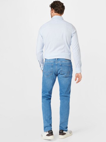 Mavi Slimfit Jeans 'Marcus' i blå