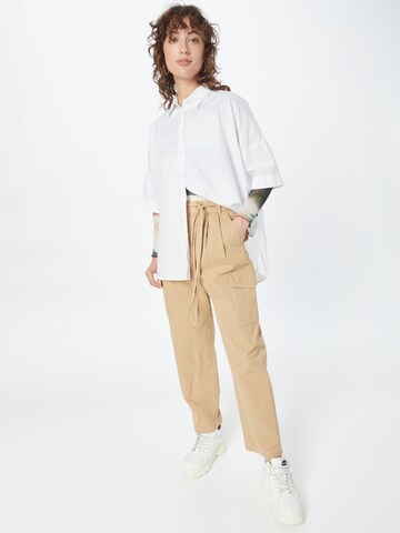 GAP Loose fit Cargo trousers in Beige