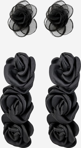 Boucles d'oreilles 'OLIPA' PIECES en noir : devant