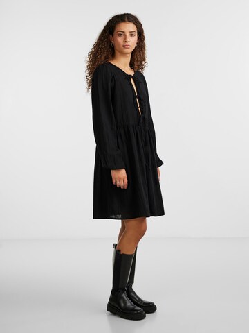 Robe 'JALLY' PIECES en noir