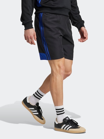 regular Pantaloni sportivi 'Tiro 25 Essentials' di ADIDAS PERFORMANCE in nero: frontale