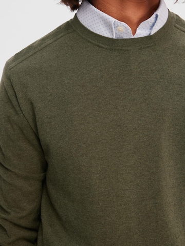 SELECTED HOMME - Regular Fit Pullover 'Berg' em verde