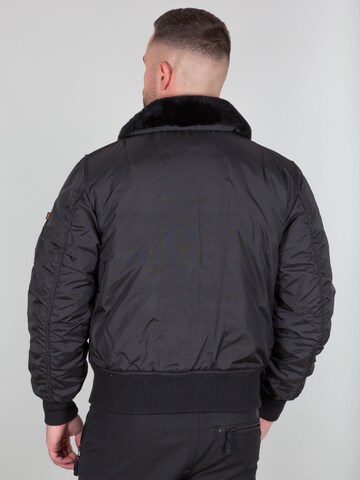 ALPHA INDUSTRIES Tussenjas 'Injector III' in Zwart