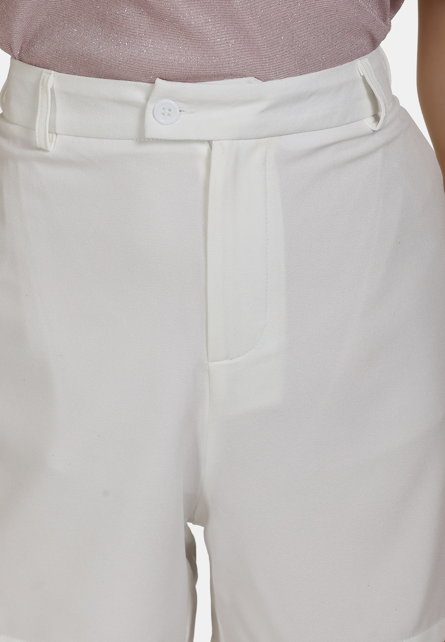 MYMO Shorts in Weiß 