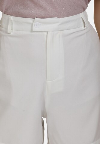 MYMO Regular Shorts in Weiß