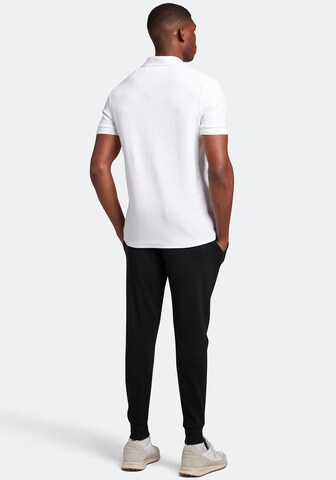 Lyle & Scott Tapered Trousers in Black