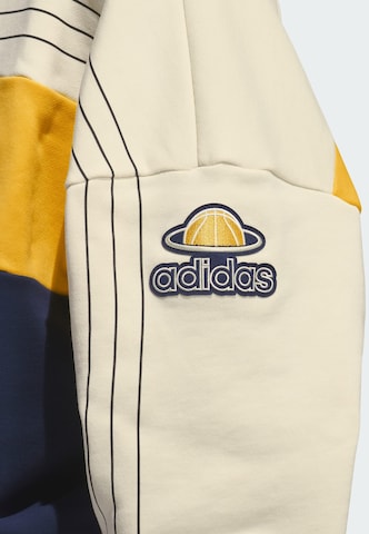 ADIDAS ORIGINALS - Sweatshirt 'Varsity' em branco