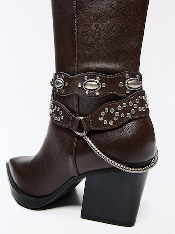 Bershka Buty kowbojskie w kolorze brązowy