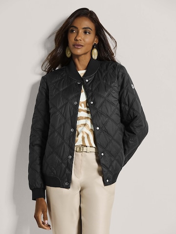 Veste mi-saison MADELEINE en noir : devant