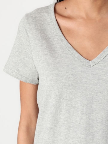 GAP Μπλουζάκι σε γκρι